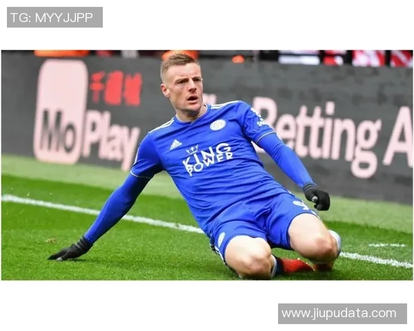 足球明星传奇人生揭秘从绿茵场到全球舞台的辉煌历程 足球明星传奇人生揭秘从绿茵场到全球舞台的辉煌历程