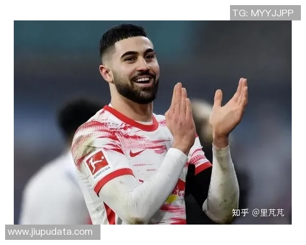 格瓦迪奥尔:足球场上的新星如何重塑后防线的未来与希望 格瓦迪奥尔:足球场上的新星如何重塑后防线的未来与希望