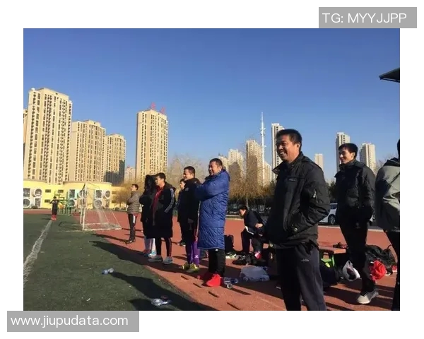 波鸿对凯泽精彩直播全程回顾及赛后分析尽在这里